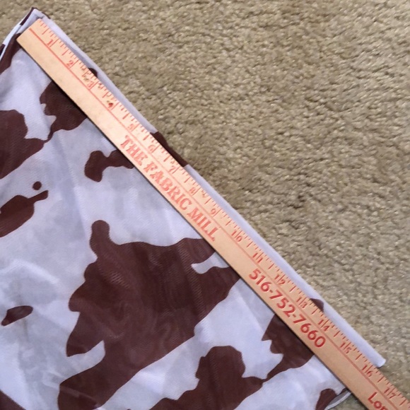 Giraffe print beach / pool coverup skirt - Picture 7 of 9